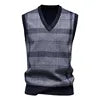 Autumn Winter Dad Style Checkered Cardigan Sweater Vest for Men Fleece-Lined Casual Pullover Loose Fit for Middle-Aged Elderly
