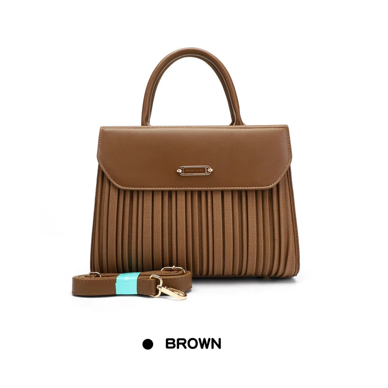 Custom Designer Bag Women PU Leather Bag Luxury Guangzhou Factory Wholesale with Gold Hardware for Elegant Daily Outing