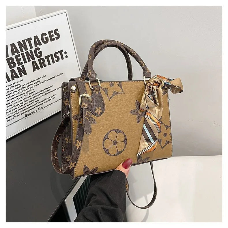 Fashion New 2025 Women's All-Match Niche Design Instagram Single-Shoulder Hand-Held Crossbody Large-Capacity Floral Print Square