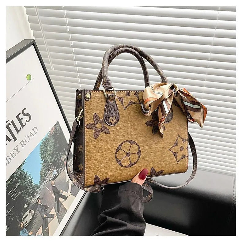 Fashion New 2025 Women's All-Match Niche Design Instagram Single-Shoulder Hand-Held Crossbody Large-Capacity Floral Print Square
