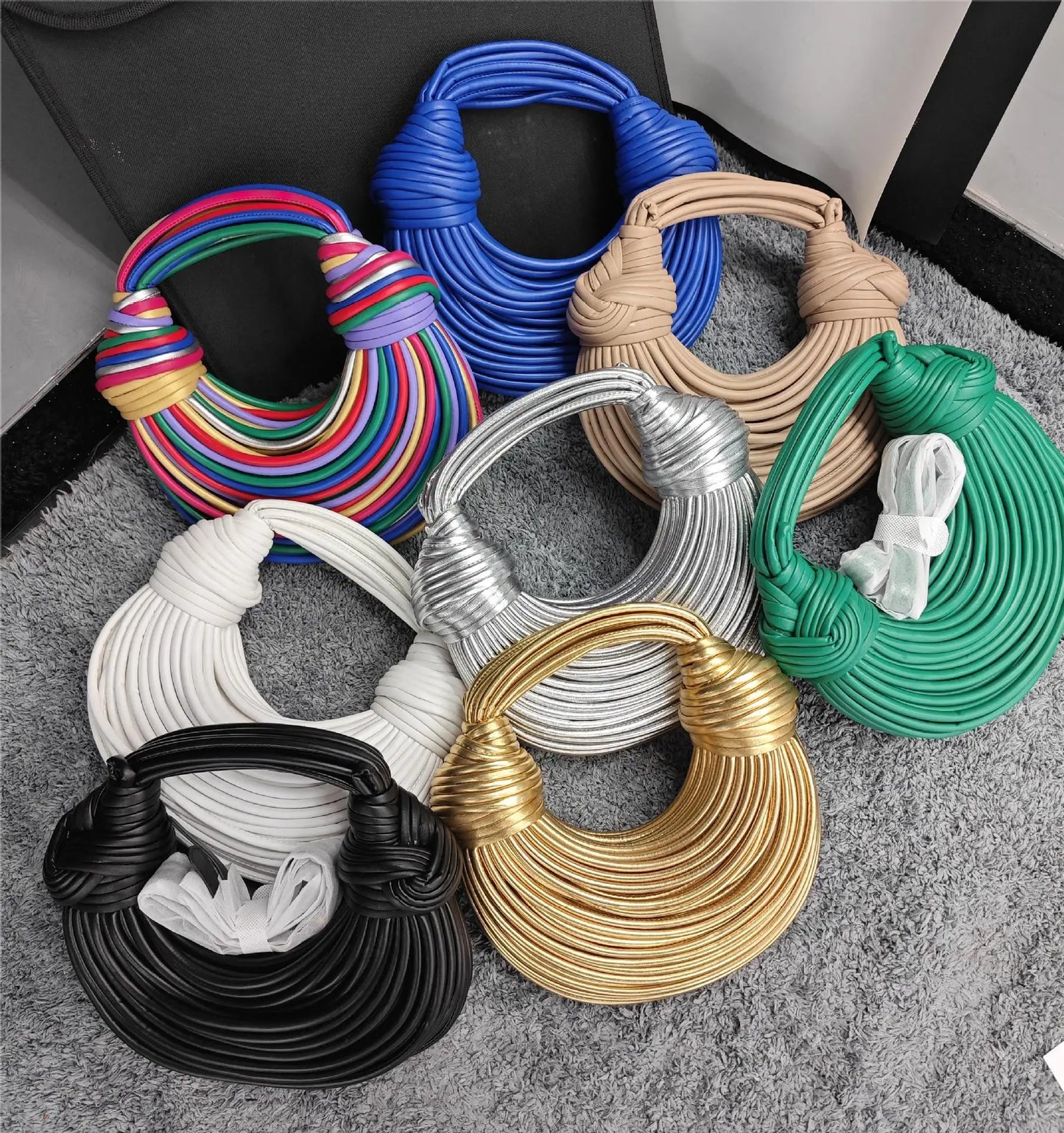 RTS Gold Crescent Handbag Unique Designer Bag Metallic Statement Purse Ladies Woven Handbag Shoulder Underarm Bag for Women