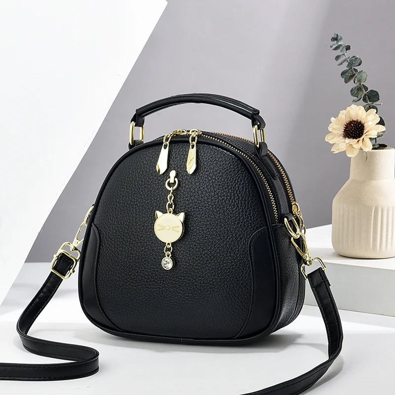 Manufacturer's Trendy Large Capacity Womens Handbag Casual Multi-Layer with Rivet Decoration Low Price Zipper Closure