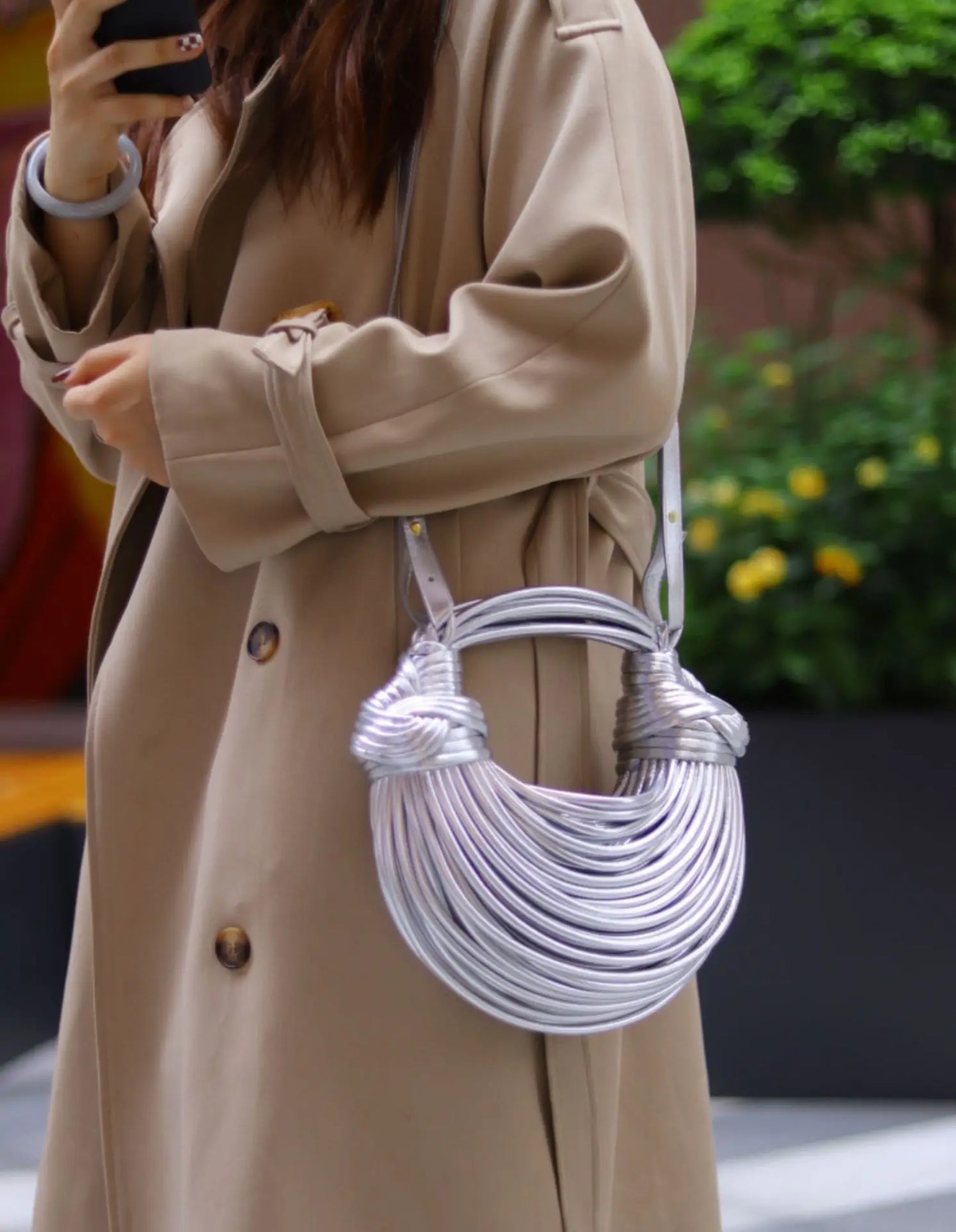 RTS Gold Crescent Handbag Unique Designer Bag Metallic Statement Purse Ladies Woven Handbag Shoulder Underarm Bag for Women