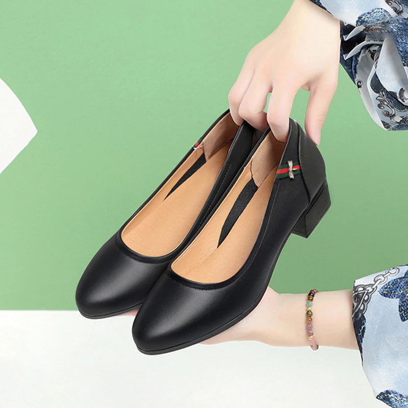 Women Office Shoes Heels Soft Comfortable Daily Walking Leather Brown Black Flat Office Shoes Work Shoes for Women and Ladies