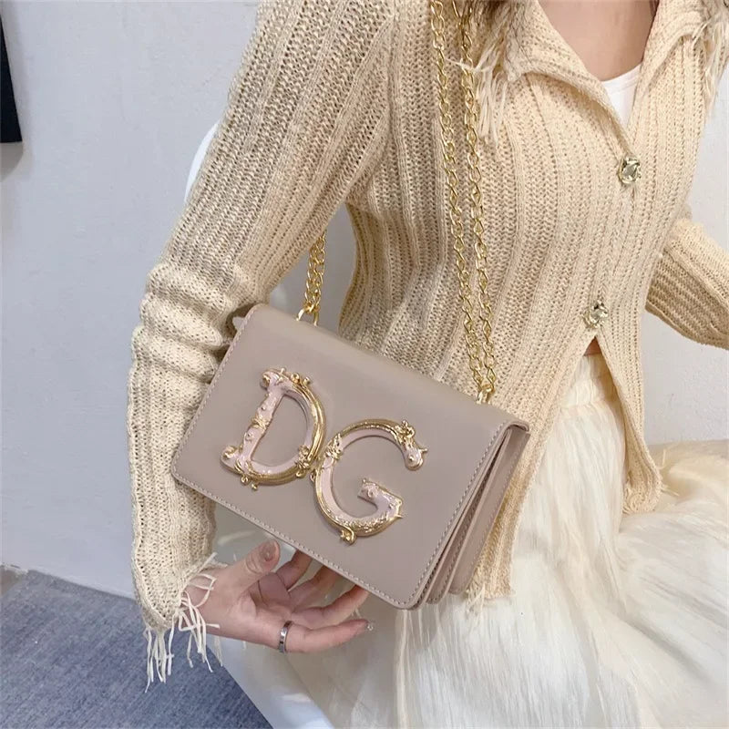 Women hand bag  Banquet Square Women's Fashionable Versatile Chain School Bags Girls Shoulder Crossbody Birth Ladies White Bag with Zip Closure