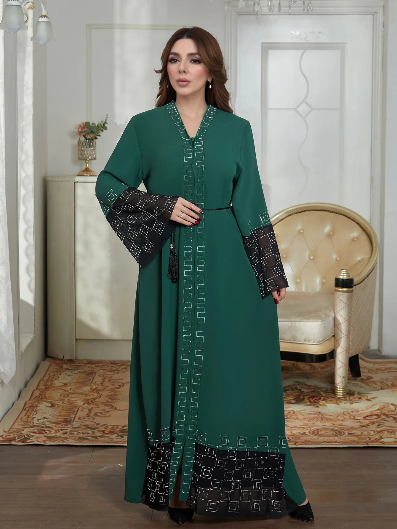 new Wholesale Traditional Muslim Clothing Moroccan Abaya Robe Dress With Rhinestones and Trumpet Sleeves Khimar Abaya